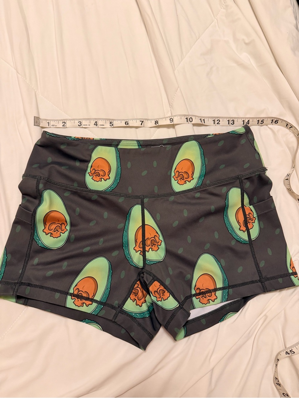 Feed me fight me medium Avocado Skull Print Workout Shorts - Black/Green fmfm - Picture 2 of 7